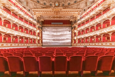 Fotografía titulada "Teatro Petruzzelli…" por Richard Silver, Obra de arte original, Fotografía digital