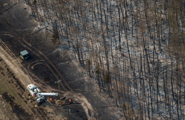 Dramatic pictures show scale of damage at Fort McMurray after devastating fires