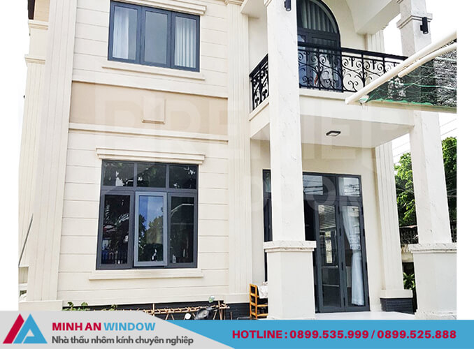 Minh An Window tư vấn thiết kế và lắp đặt cửa đi, cửa sổ kính cường lực, lan can sắt nghệ thuật cho công trình nhà ở tại quận Đống Đa (Hà Nội)