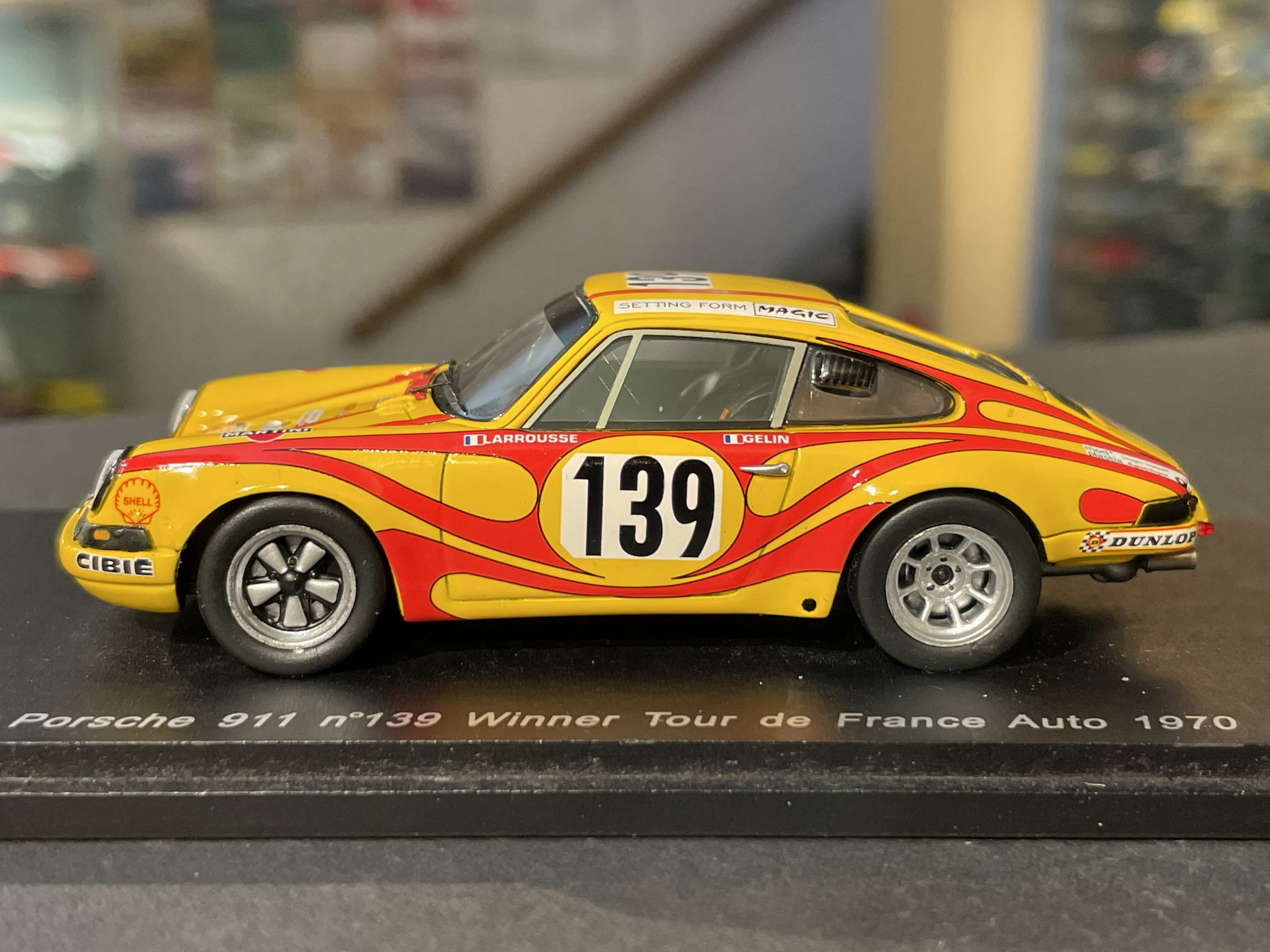 Porsche 911, 1:43 Spark - Model Cars Too