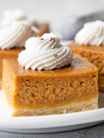 pumpkin pie bars.