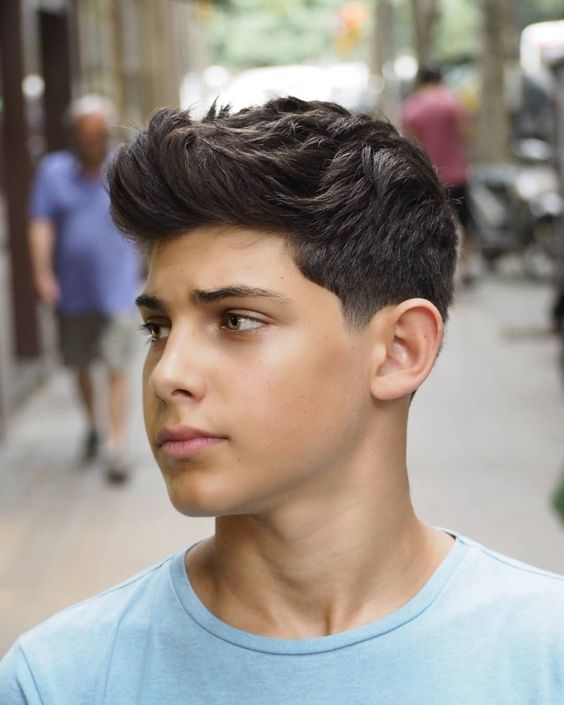 15 Best Hairstyles for Teenage Guys with Straight Hair