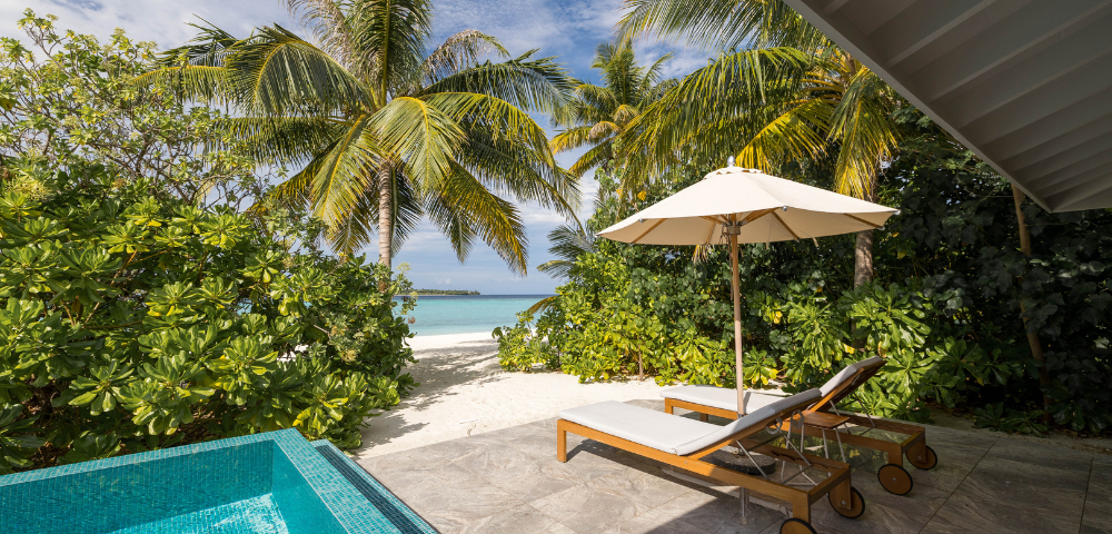 Lagoon Beach Villa with Pool Image