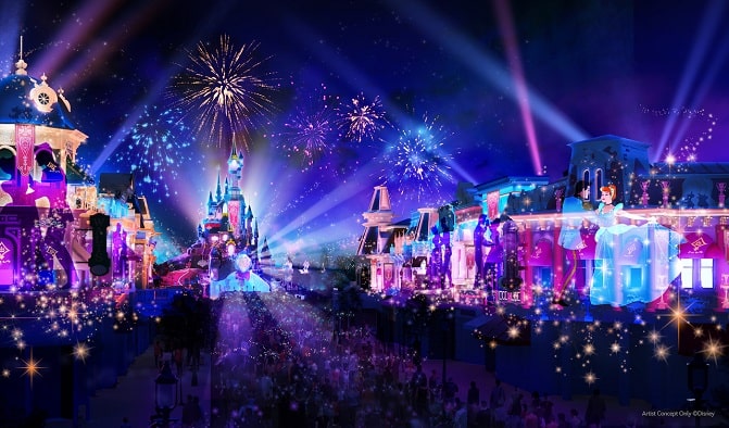 Fuegos artificiales y proyecciones sobre los edificios de Disneyland Paris