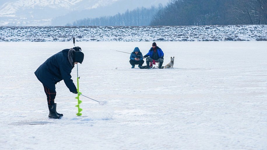 Ice fishing