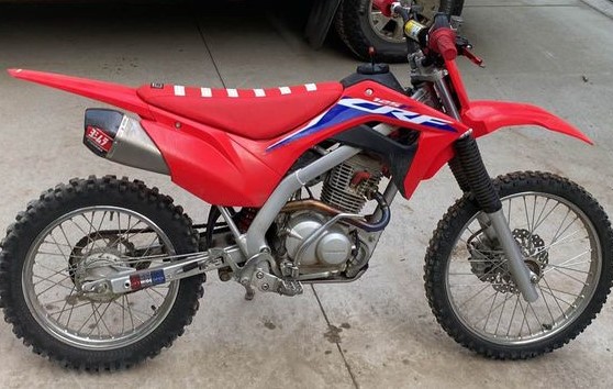 2022 Honda CRF125FB What's The Best Dirt Bike For Short Riders?