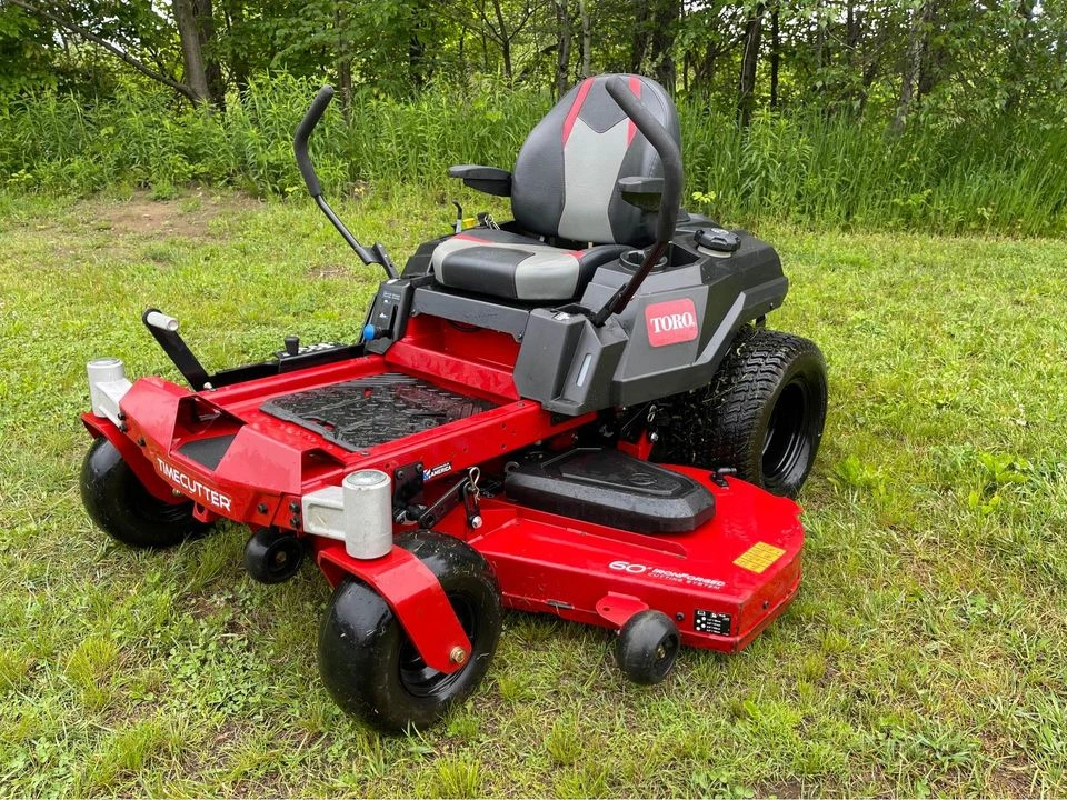 9 Smallest Zero Turn Lawn Mower: Value for The Money 13