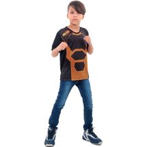 camiseta-nerf-laranja-com-crianca