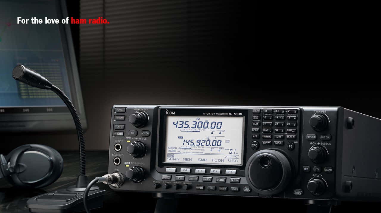 All Black Ham Radio Receiver Wallpaper