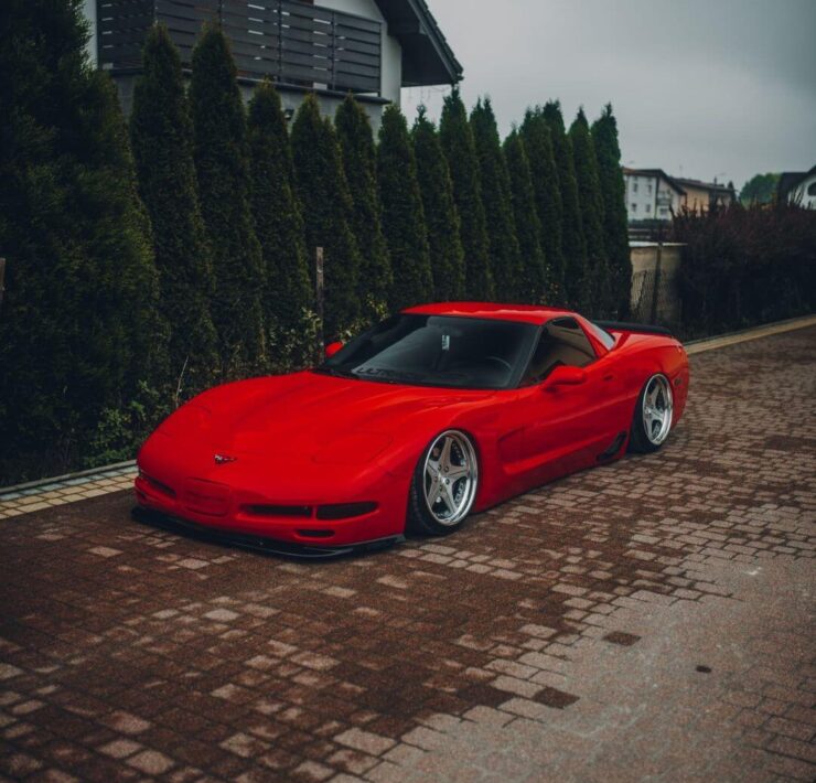 Chevy Corvette C5 with air suspension