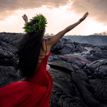 Rare Double Volcano Eruption in Hawaii - Is Goddess Pele Mad about Stolen Pebbles Again? 