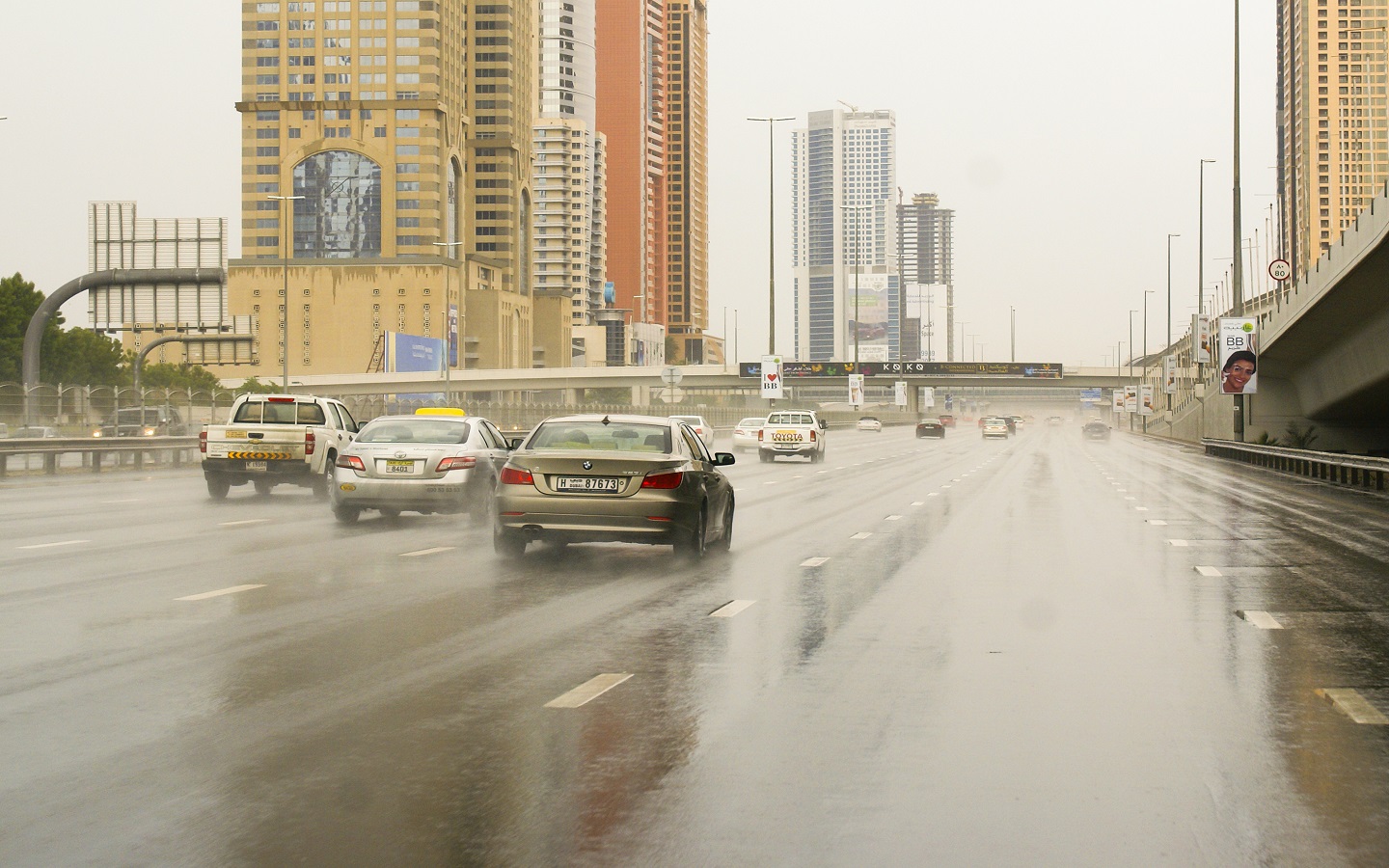 Essential Tips for Managing Heavy Rain in Dubai - InLogic