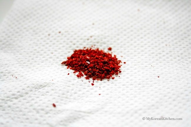 Essential Korean Cooking Ingredients: Korean Chili Powder (Gochugaru) | MyKoreanKitchen.com