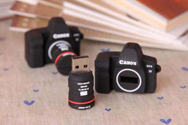 Camera Shaped Flashdrive