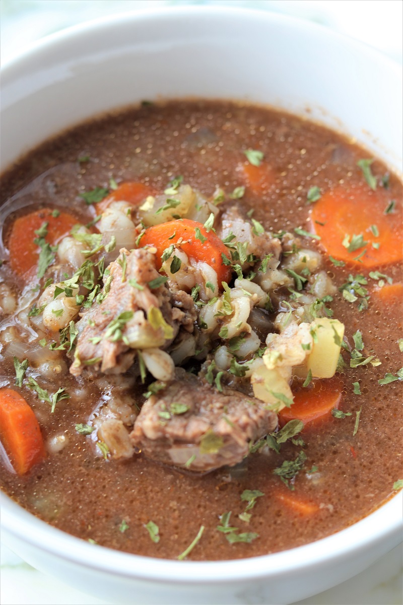 Slow Cooker Beef Barley Soup