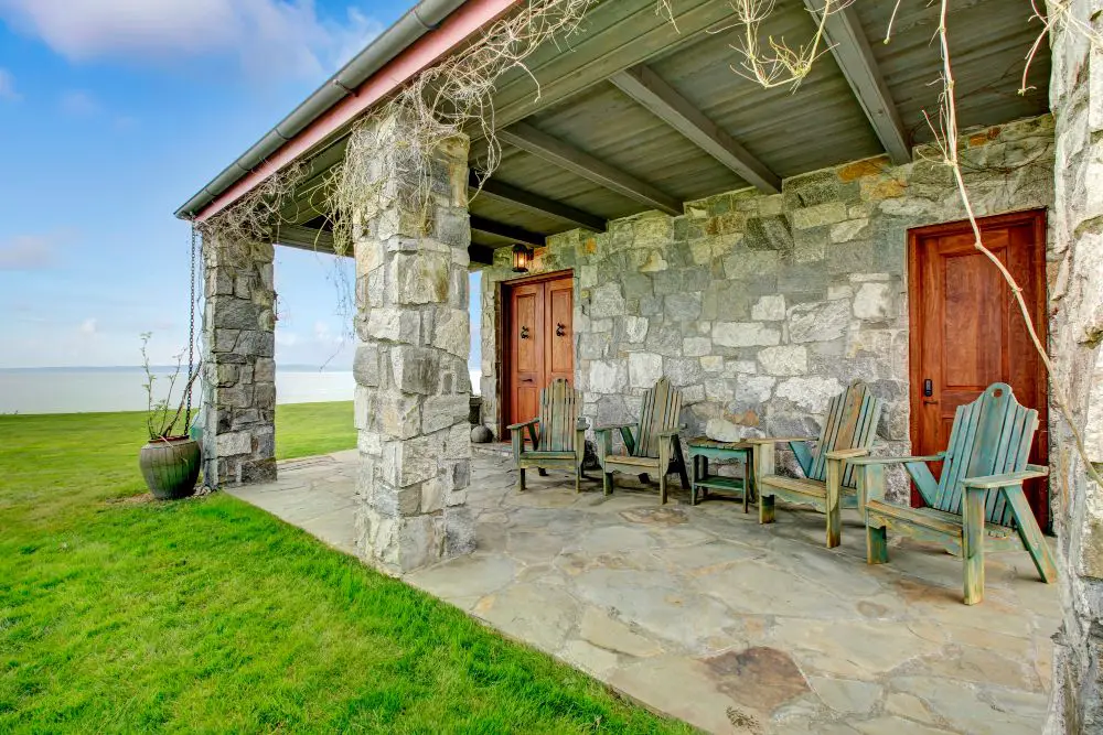 Porch column