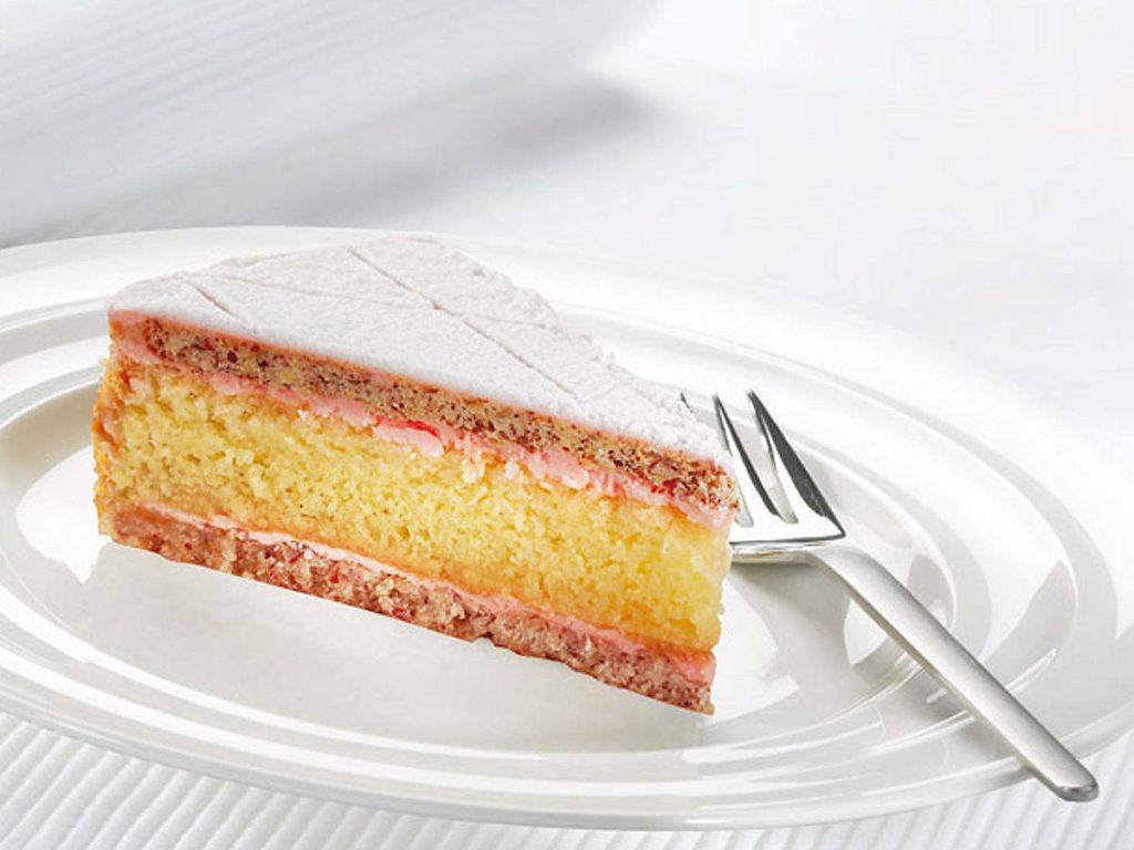 Zuger Kirschtorte Schweizer Spezialitäten: 20 Typisch Schweizer Essen, Die Sie Probieren Sollten