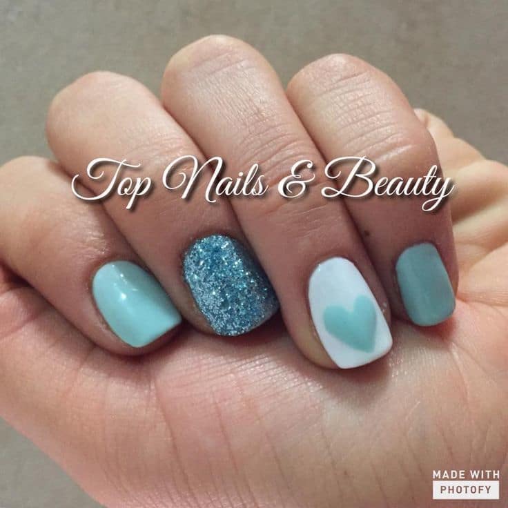 Modern Tiffany Blue Nail Idea 