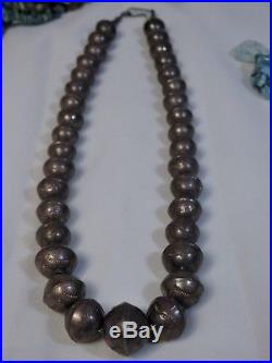 Old 70s Stamped NAVAJO PEARLS STERLING Silver Bench Bead 18 NECKLACE on Chain