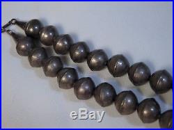 Old 70s Stamped NAVAJO PEARLS STERLING Silver Bench Bead 18 NECKLACE on Chain