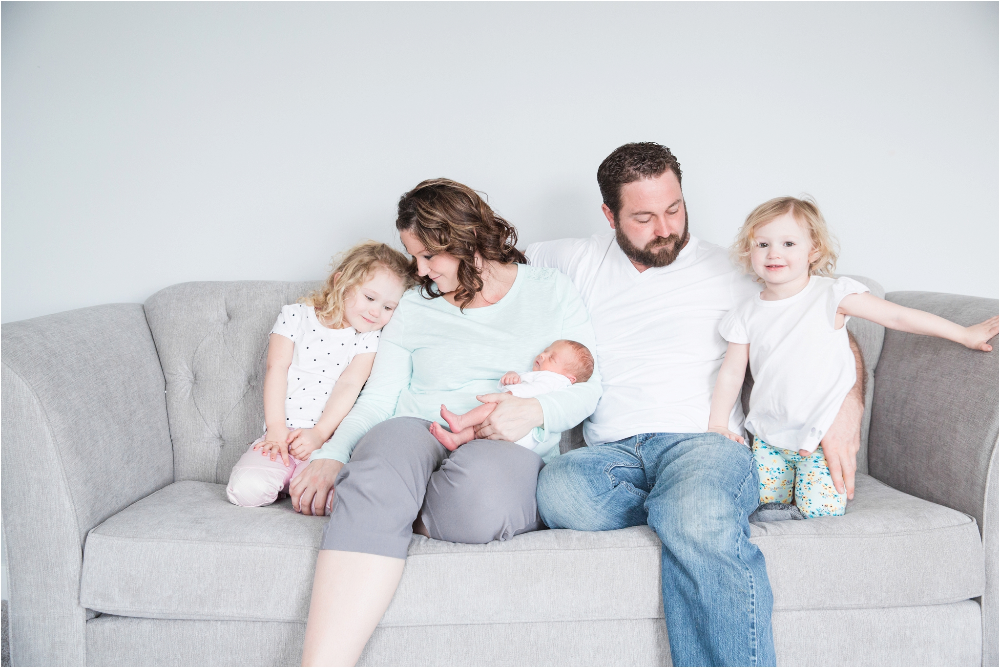 lifestyle newborn photos edmonton