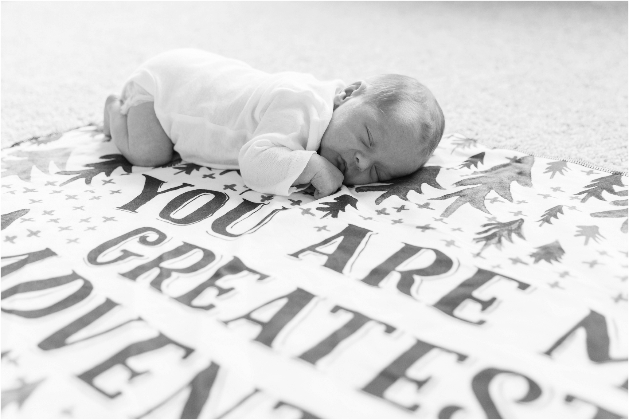 lifestyle newborn photos edmonton little and luxe