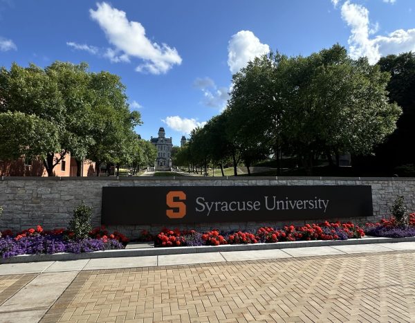 Syracuse University Sign