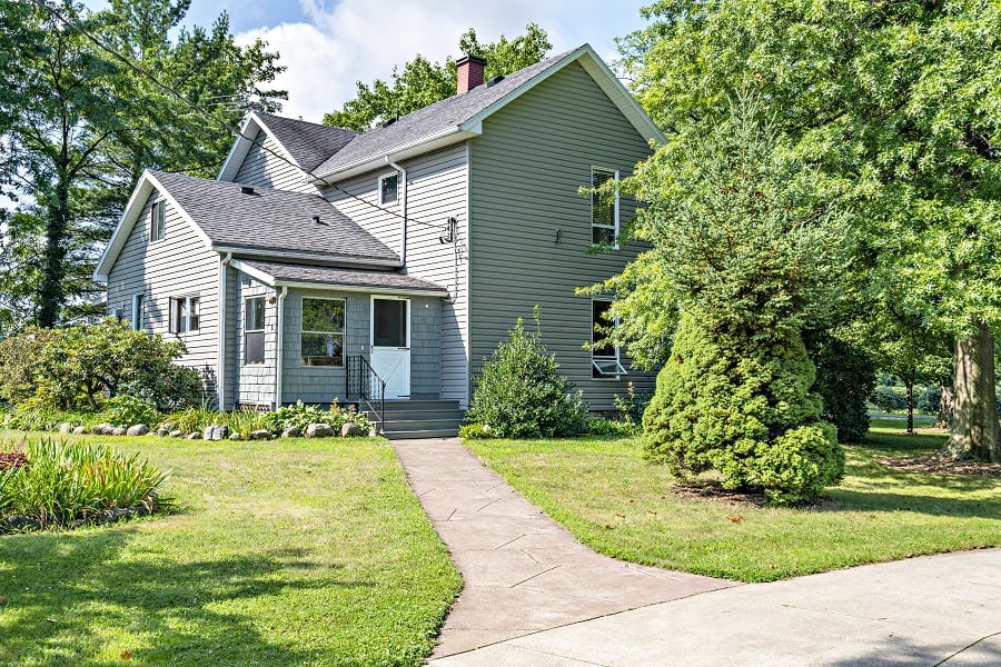 front yard paver walkway