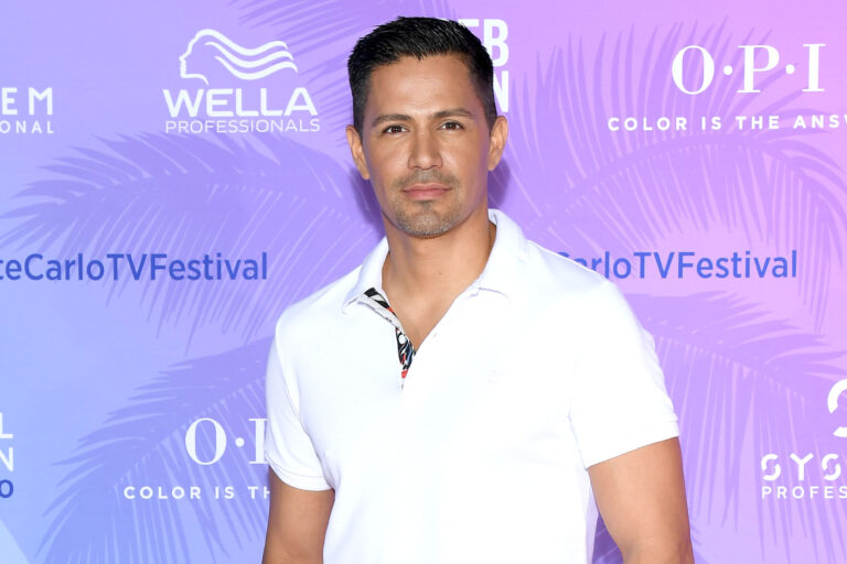 Jay Hernandez Net Worth