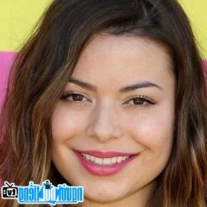 Ảnh Nữ diễn viên truyền hình Miranda Cosgrove