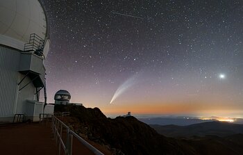 Comet C/2024 G3 (ATLAS) Gleams Above Cerro Pachón