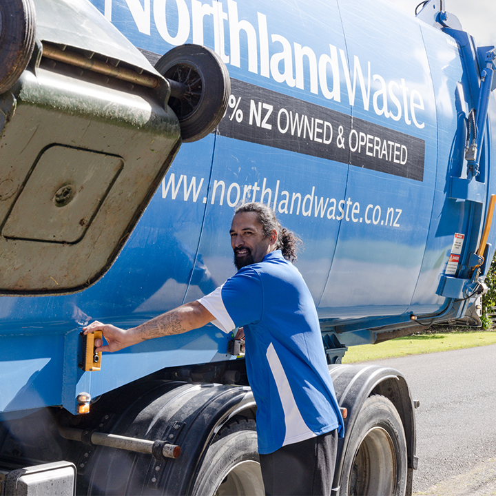 Wheelie Bin Truck Mobile