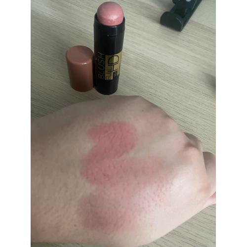 Eveline Cosmetics Full HD, Creamy Blush 16 H (Kremowy róż do policzków w sztyfcie) - opinie | zdjęcie do recenzji od LunaPomyluna - 2