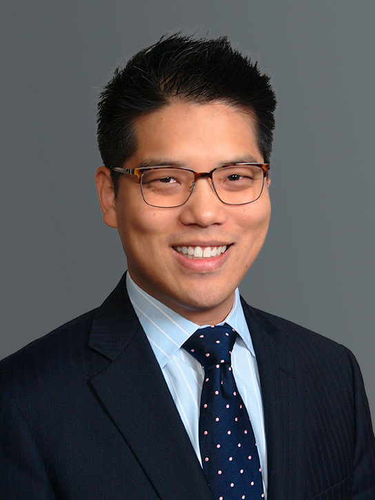 Headshot of Dr. Walter Choi  MD 