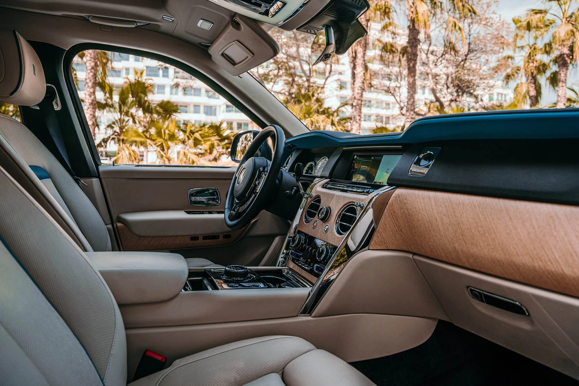 Rolls Royce Cullinan Black