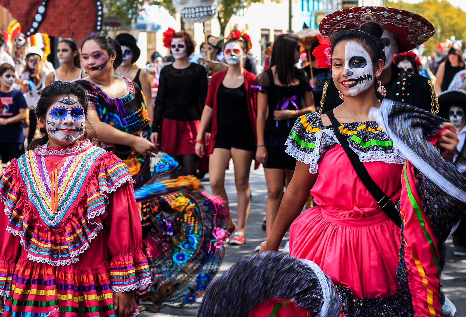 How to a participant of the Day of the Dead Festival in Mexico City