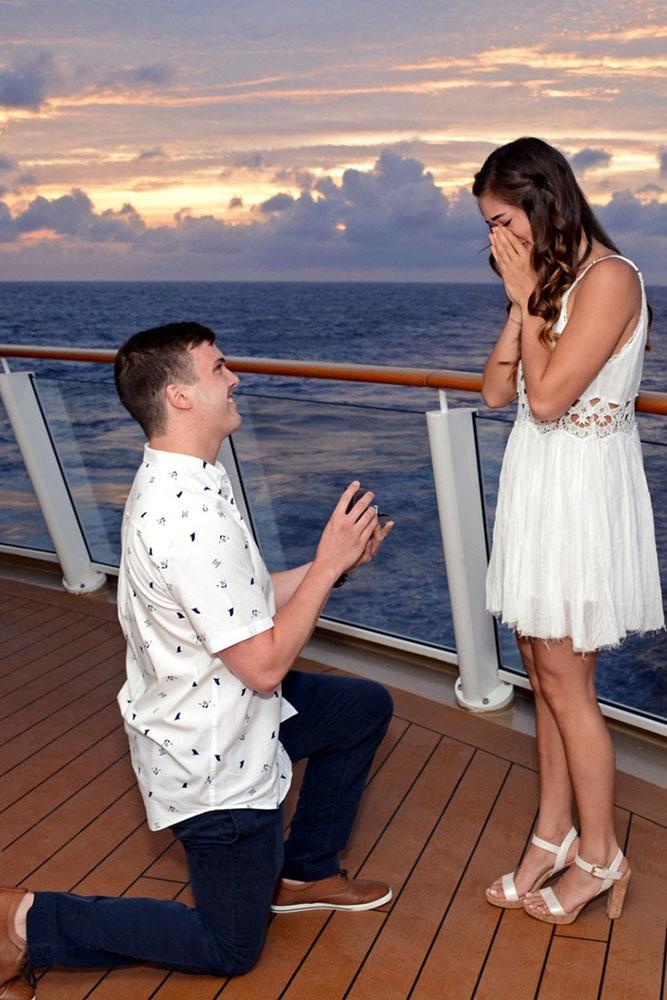 marriage proposal sunset boat proposal idea