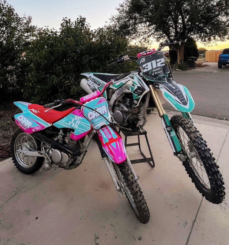 Custom-Dirt-Bike-Wraps-for-Hondas