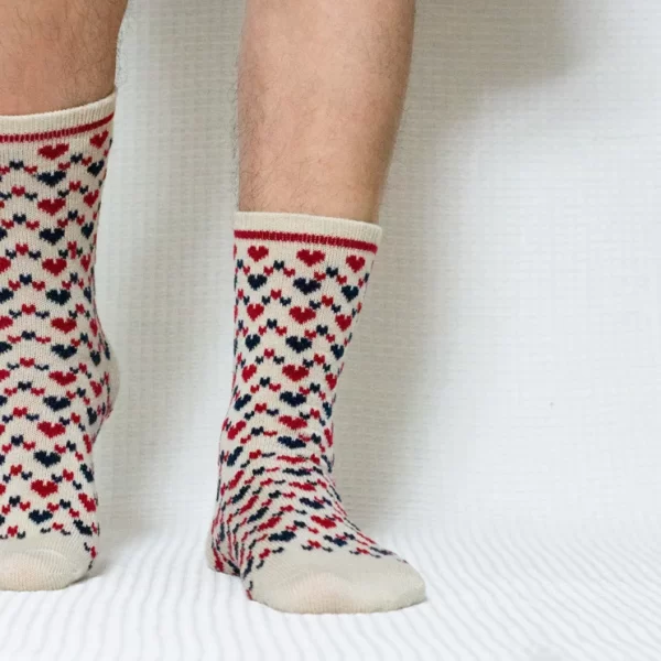 Beige Heart Zigzag Quarter Combed Cotton Socks for Men