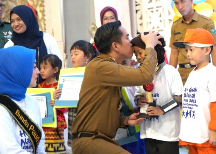 Dorong Anak Agar Tumbuh Menjadi Insan Cerdas