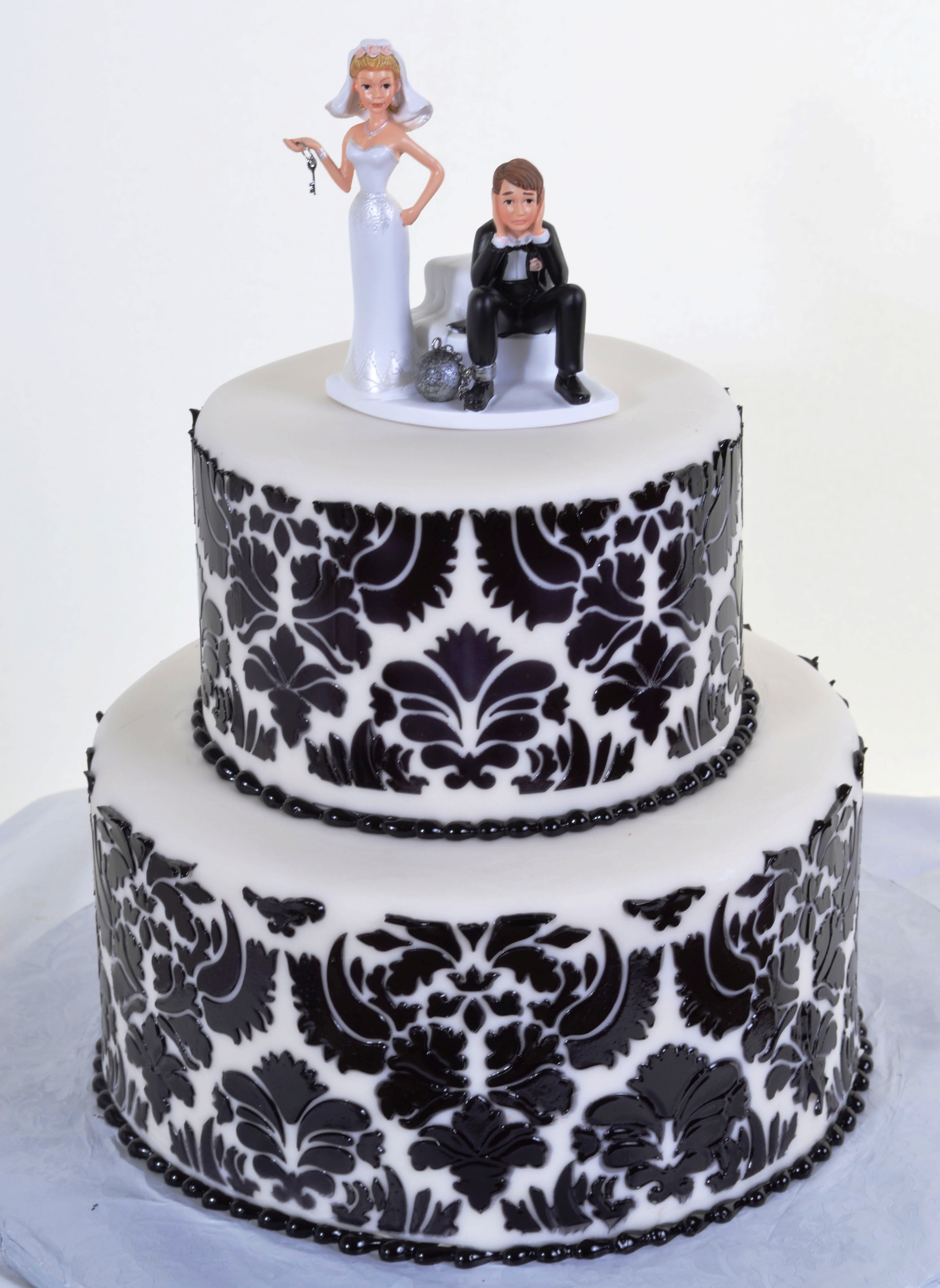 Pastry Palace Las Vegas - Cake #594 - Black and White Damask