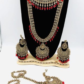 Indian bridal jewelry set