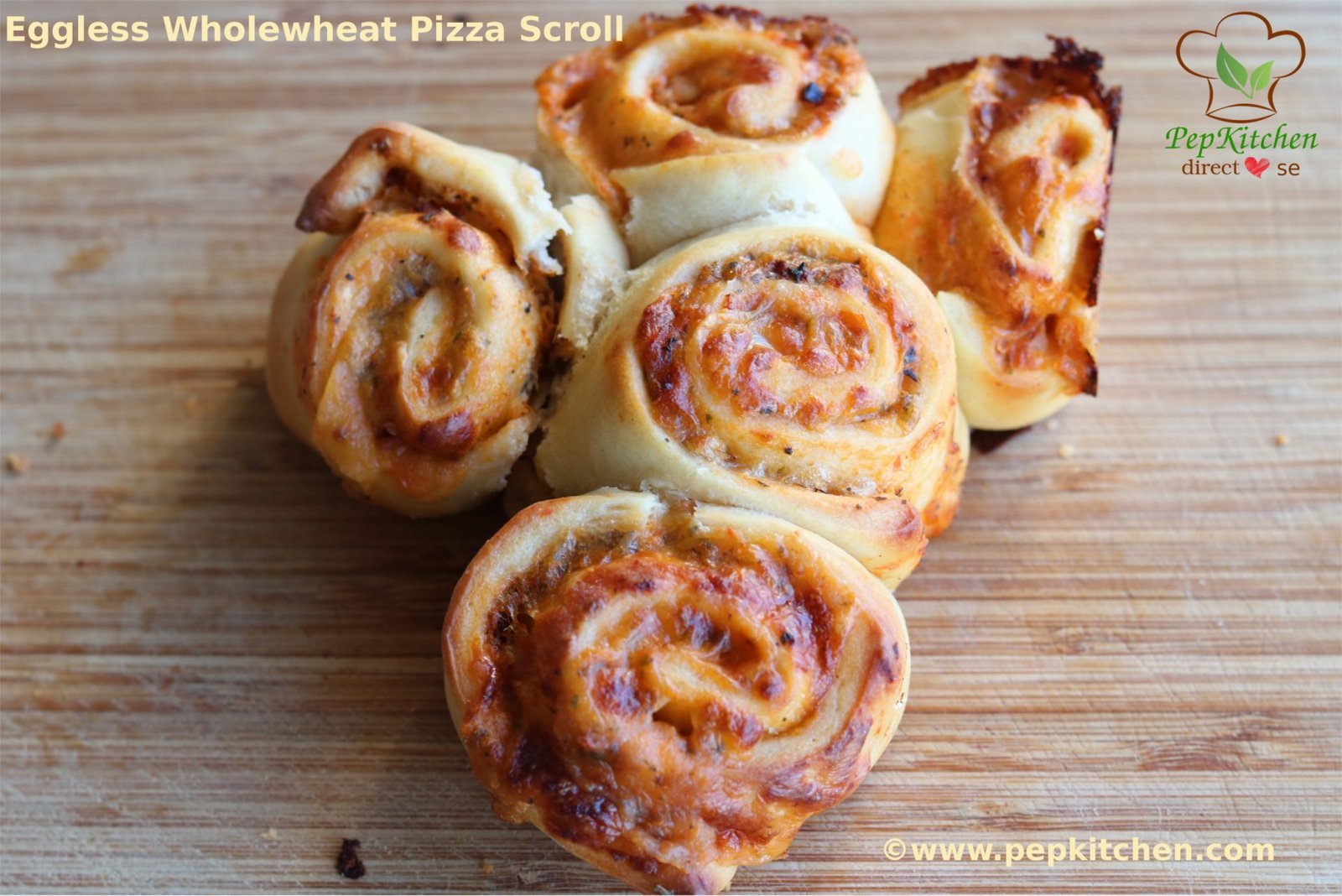 Eggless Wholewheat Pizza Scroll