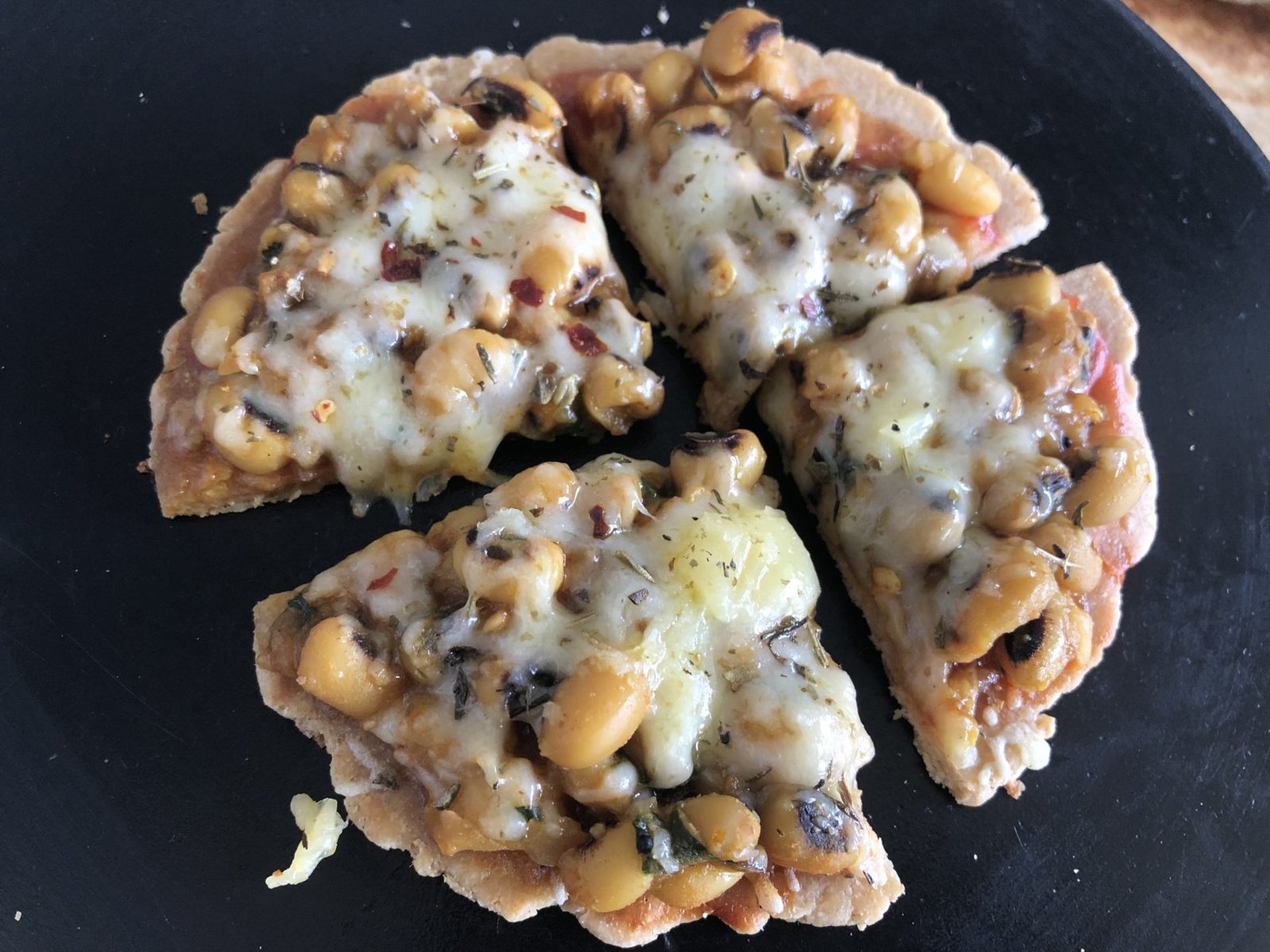 Bhakri Pizza On Tava With Chawli Masala Topping