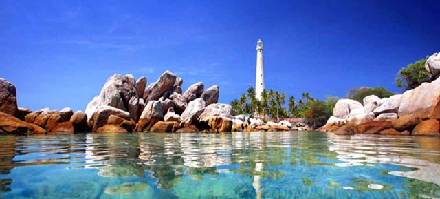 Pantai di Belitung