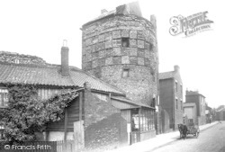 Great Yarmouth, South East Tower, Blackfriars Road 1891