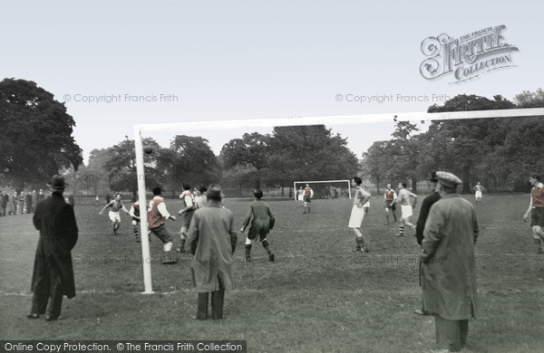 Tooting Bec, Common 1952