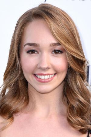 Holly Taylor