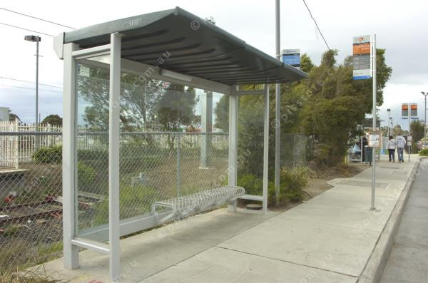 busshelter - PIC STORE image.