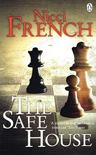 9780141042718: The Safe House